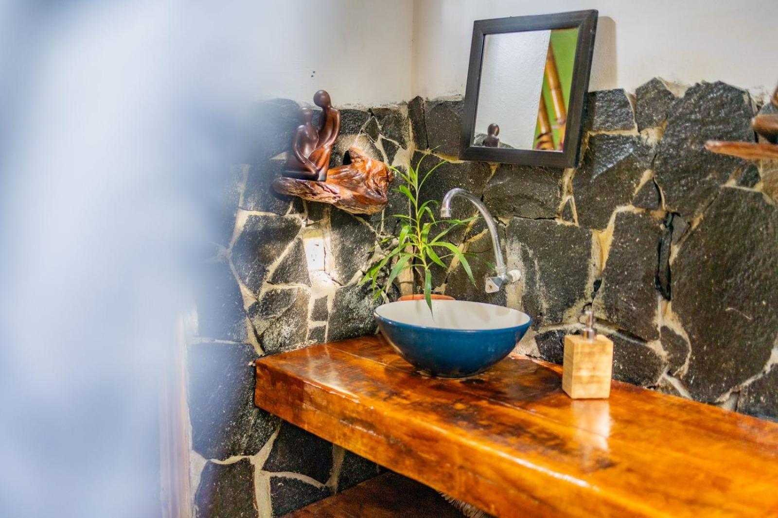 Eco-Lodge Deseo Bamboo Santa Catalina Eksteriør billede