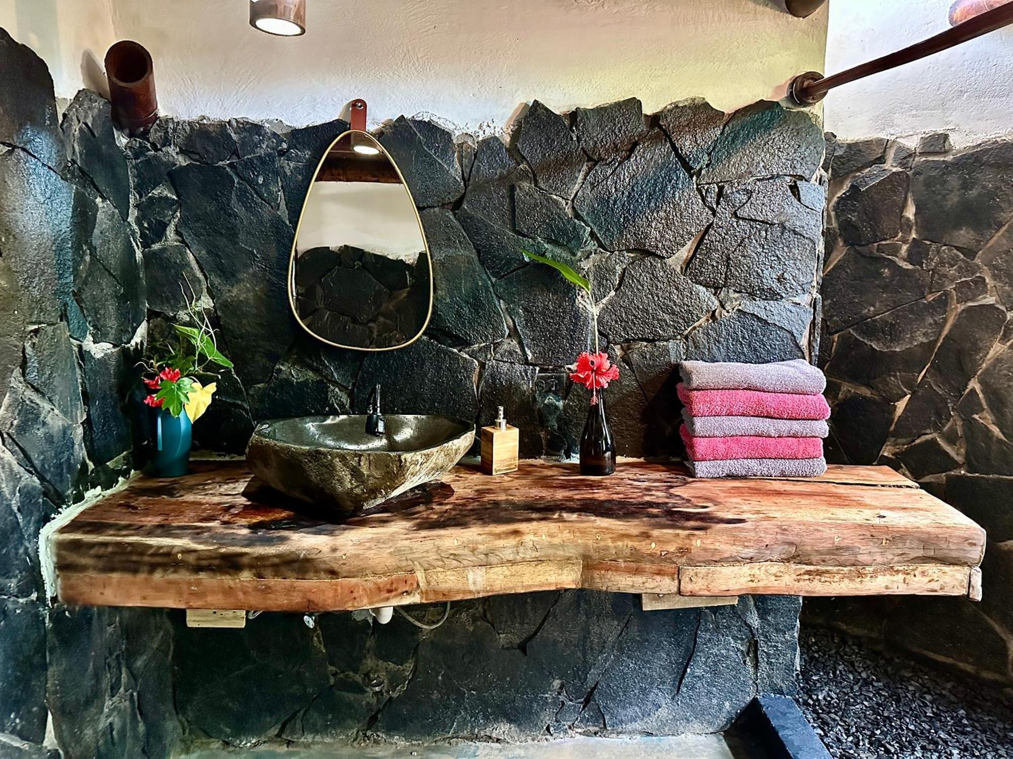 Eco-Lodge Deseo Bamboo Santa Catalina Eksteriør billede